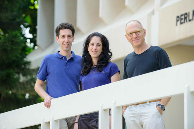 Graduate students Eyal Karzbrun and Alexandra Tayar with Prof. Roy Bar-Ziv